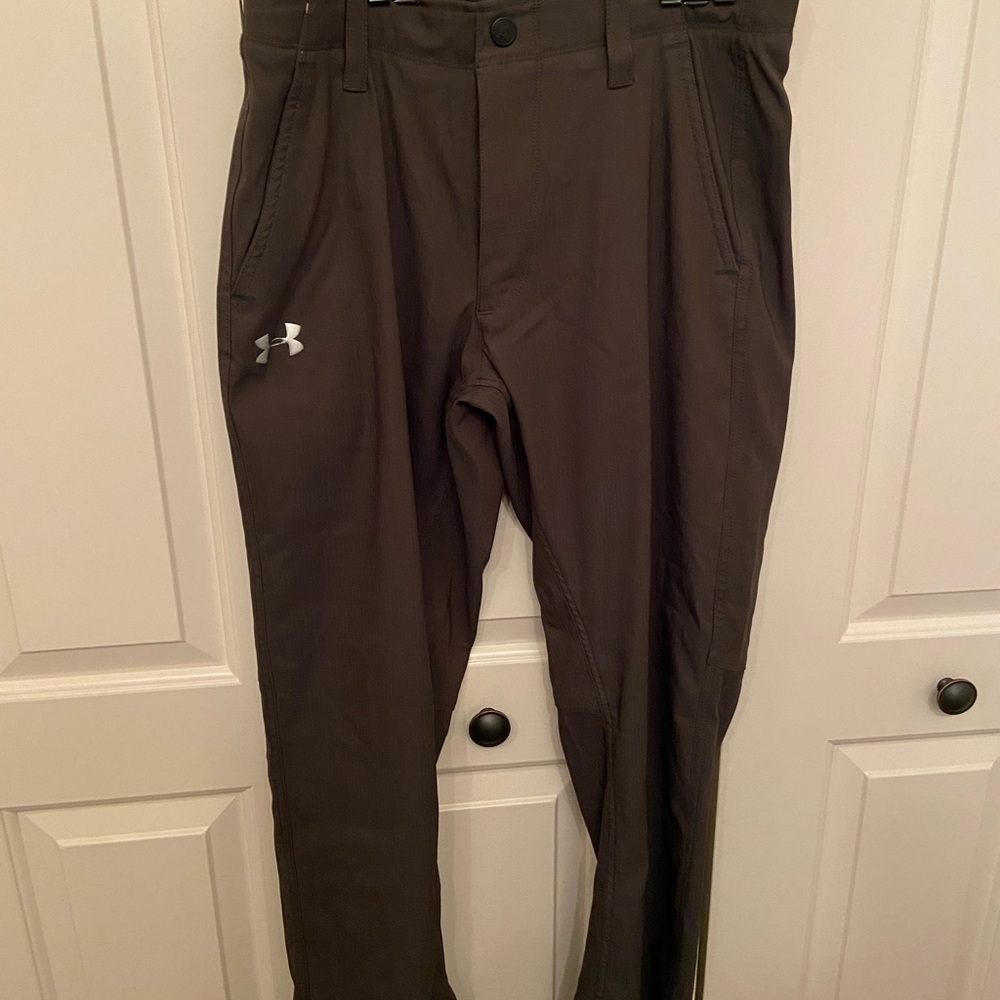 Under Armour men’s dress pants 32x30 olive green